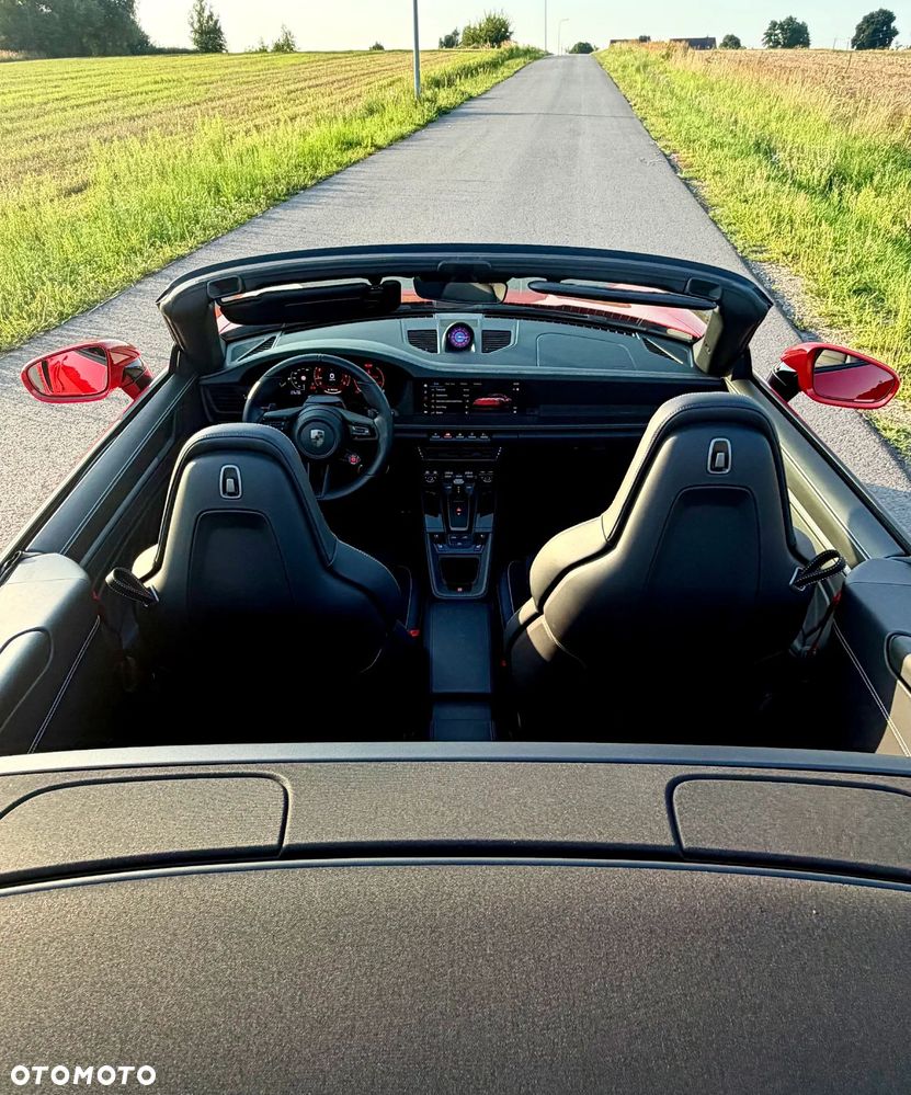 Porsche 911 Turbo S - 17