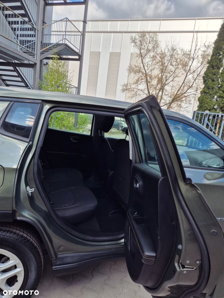 Jeep Compass 1.6 MultiJet Sport - 9