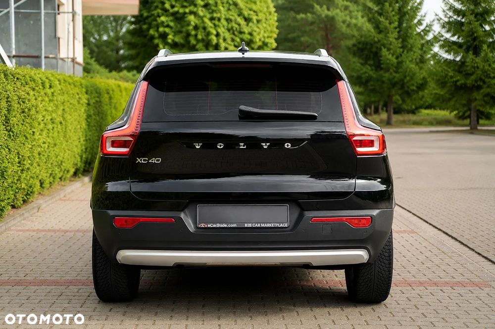Volvo XC 40 T3 Momentum Pro - 18