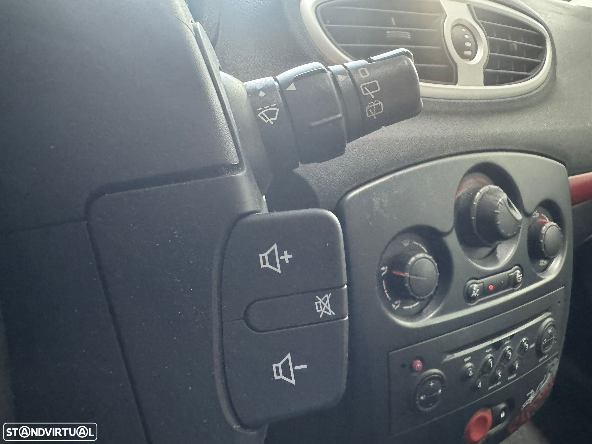 Renault Clio 1.5 dCi Rip Curl II - 20