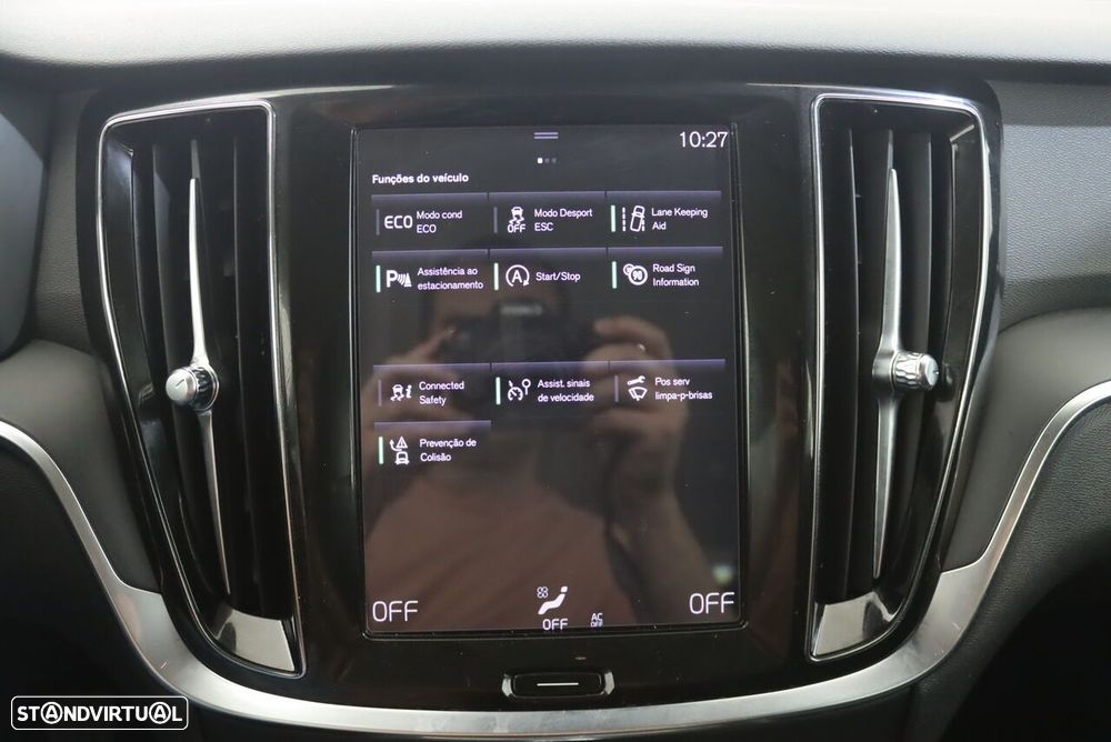 Volvo V60 2.0 D3 Momentum - 25