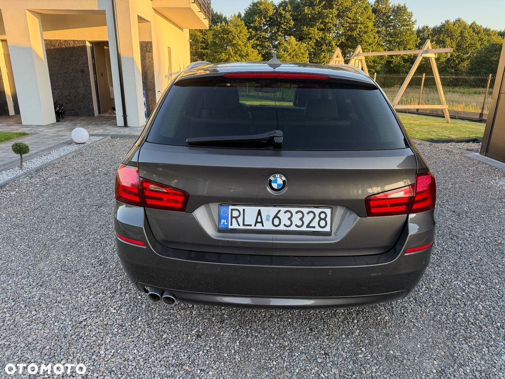 BMW Seria 5 520d Luxury Line - 13