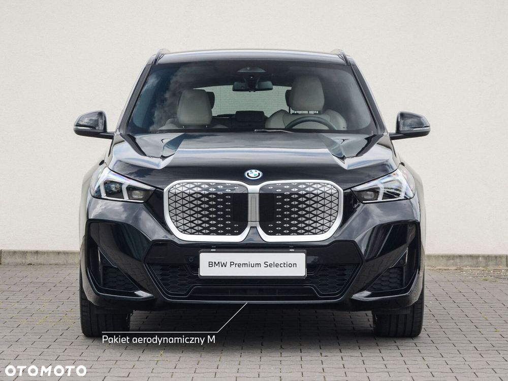 BMW iX1 - 7