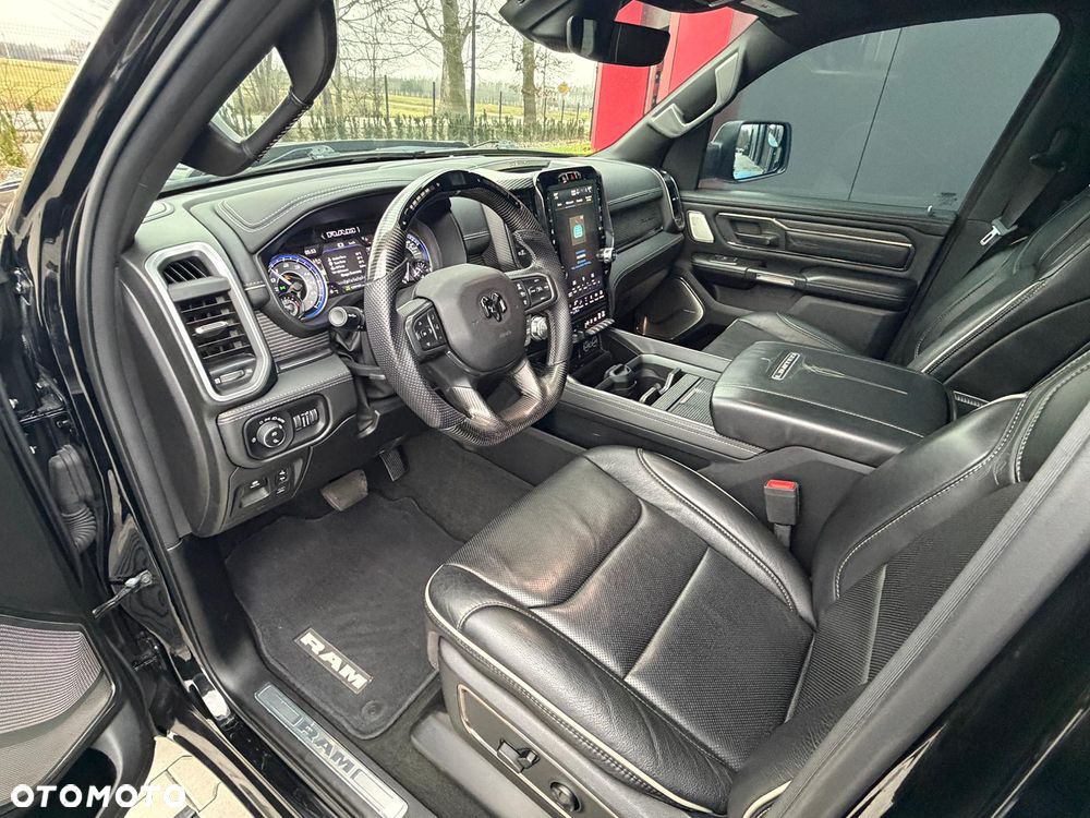 RAM 1500 Crew Cab Limited - 32