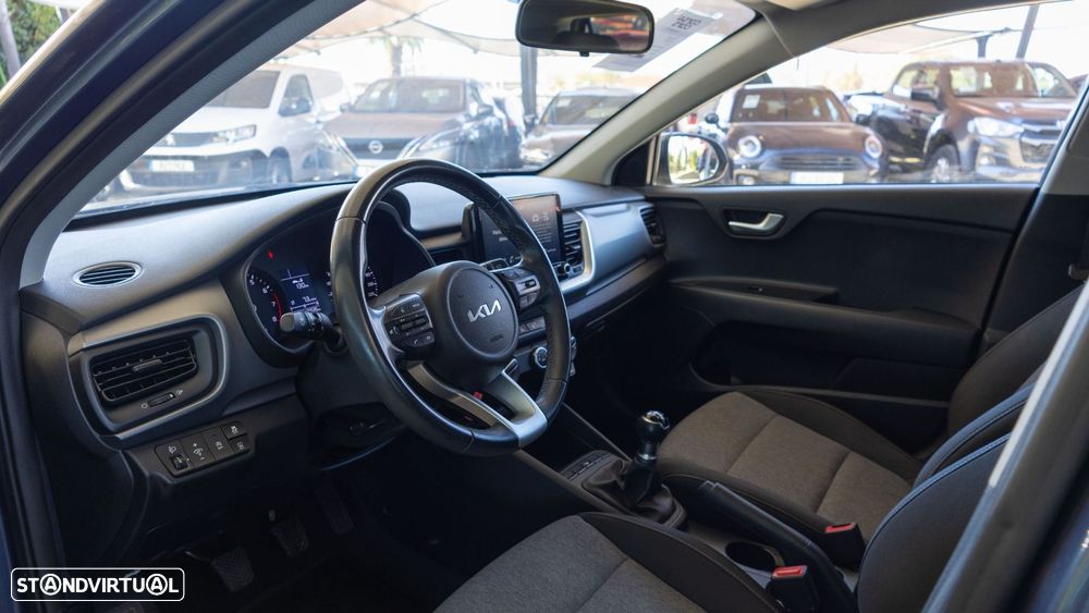 Kia Stonic 2021 photo 4