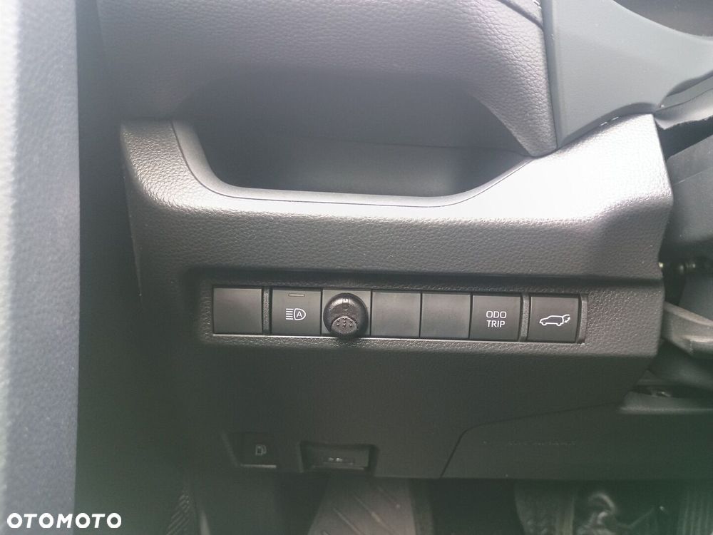 Toyota RAV4 - 23