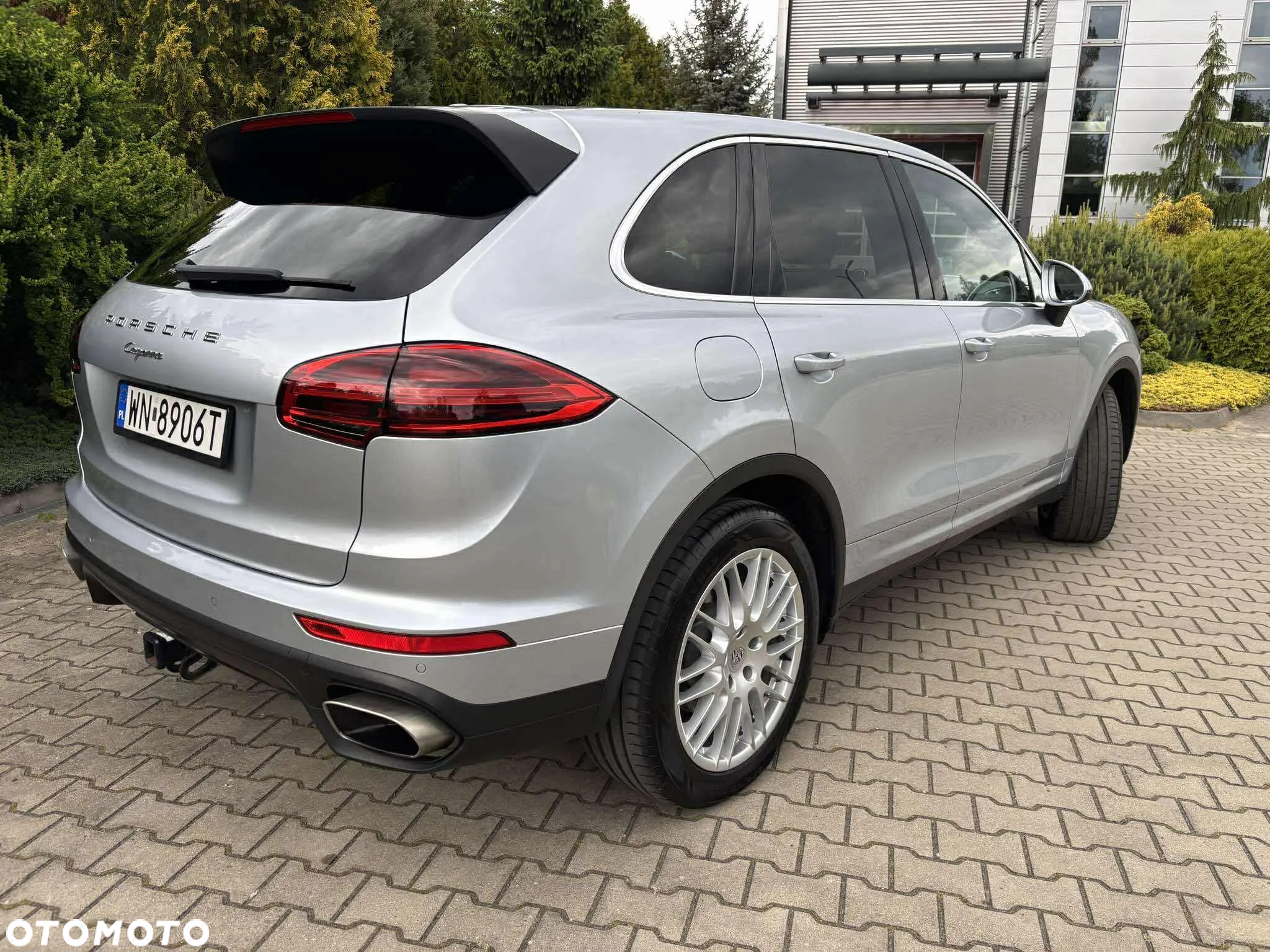 Porsche Cayenne Standard - 4