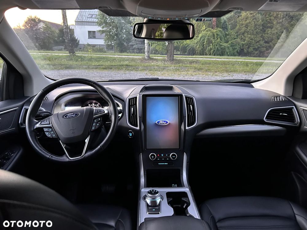 Ford Edge - 10