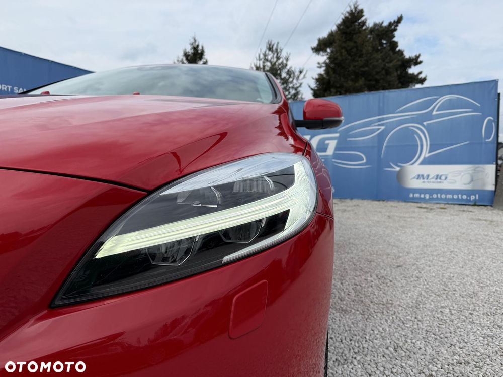 Volvo V40 D2 Geartronic - 11