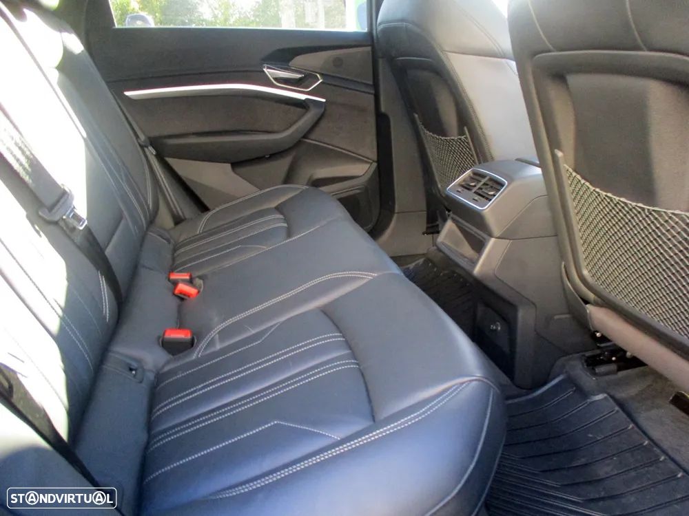 Audi Q8 e-Tron Sportback 50 quattro S line - 29