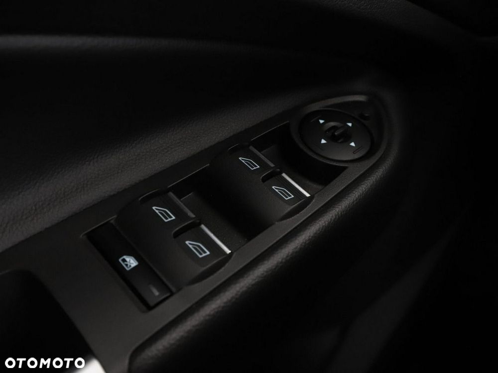 Ford Kuga 2.0 TDCi 4x2 Titanium - 33