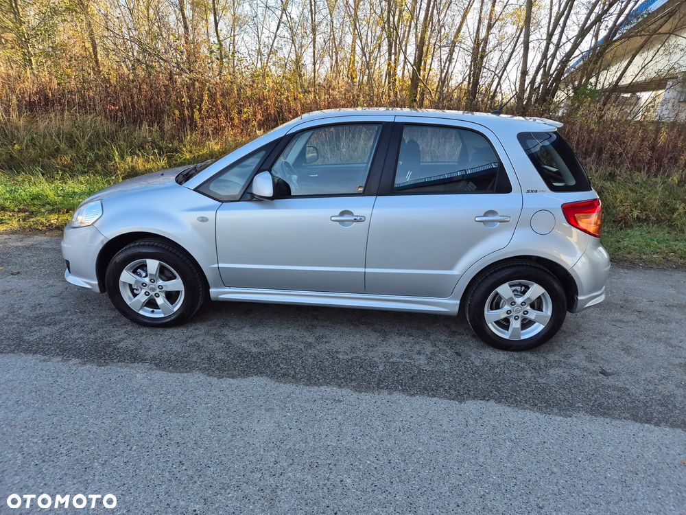 Suzuki SX4 Classic 1.6 VVT 4x2 City+ - 8