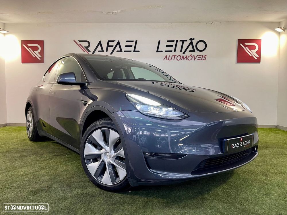 Tesla Model Y Long Range Dual Motor AWD - 7