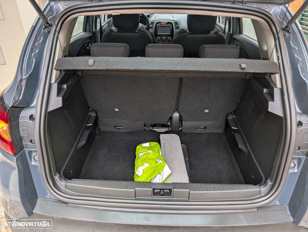 Renault Captur 1.5 dCi Exclusive - 13