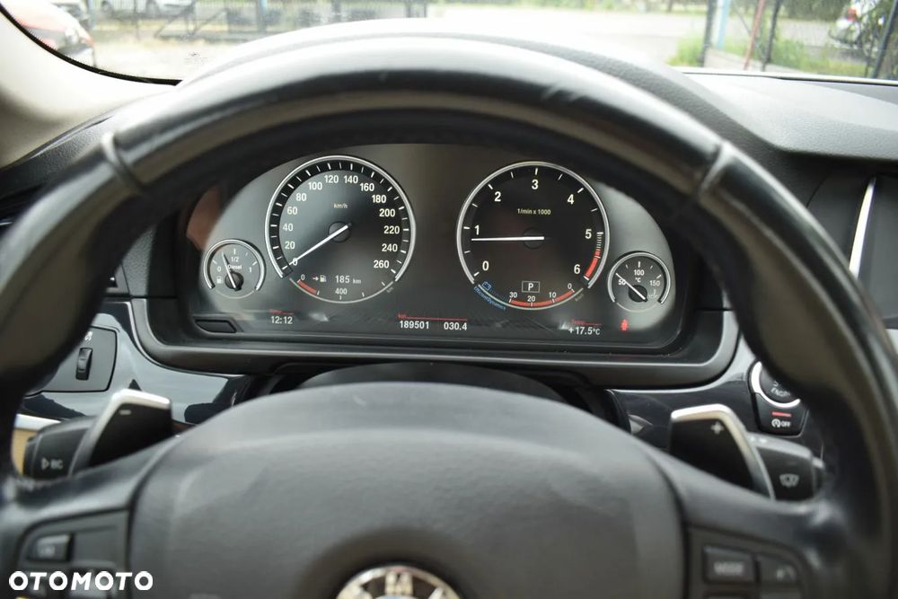 BMW Seria 5 520d - 11