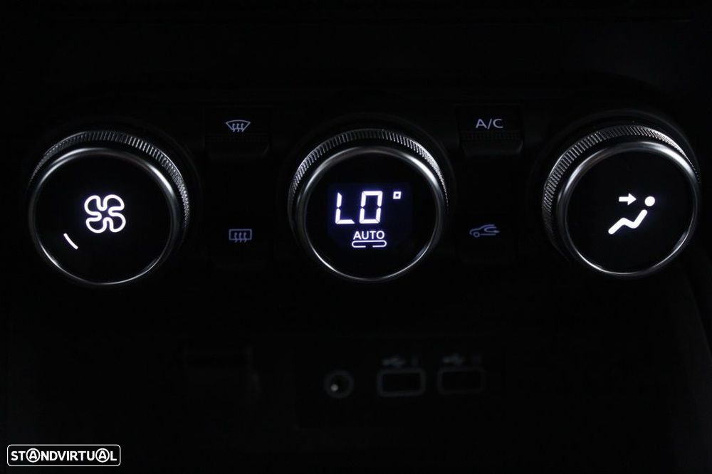 Mitsubishi Colt 1.0 MPI-T Invite - 29