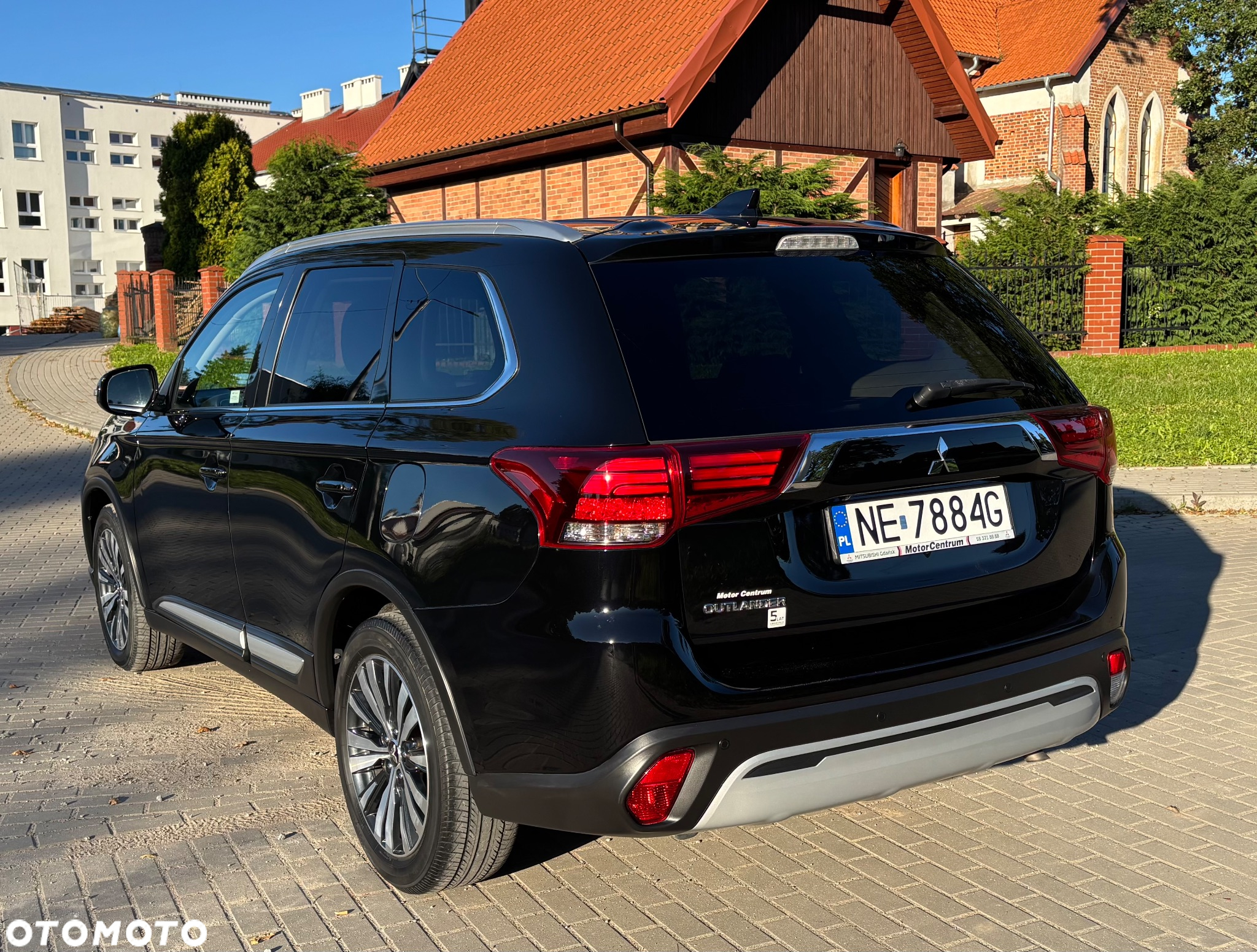 Mitsubishi Outlander 2.0 Intense 2WD CVT - 4