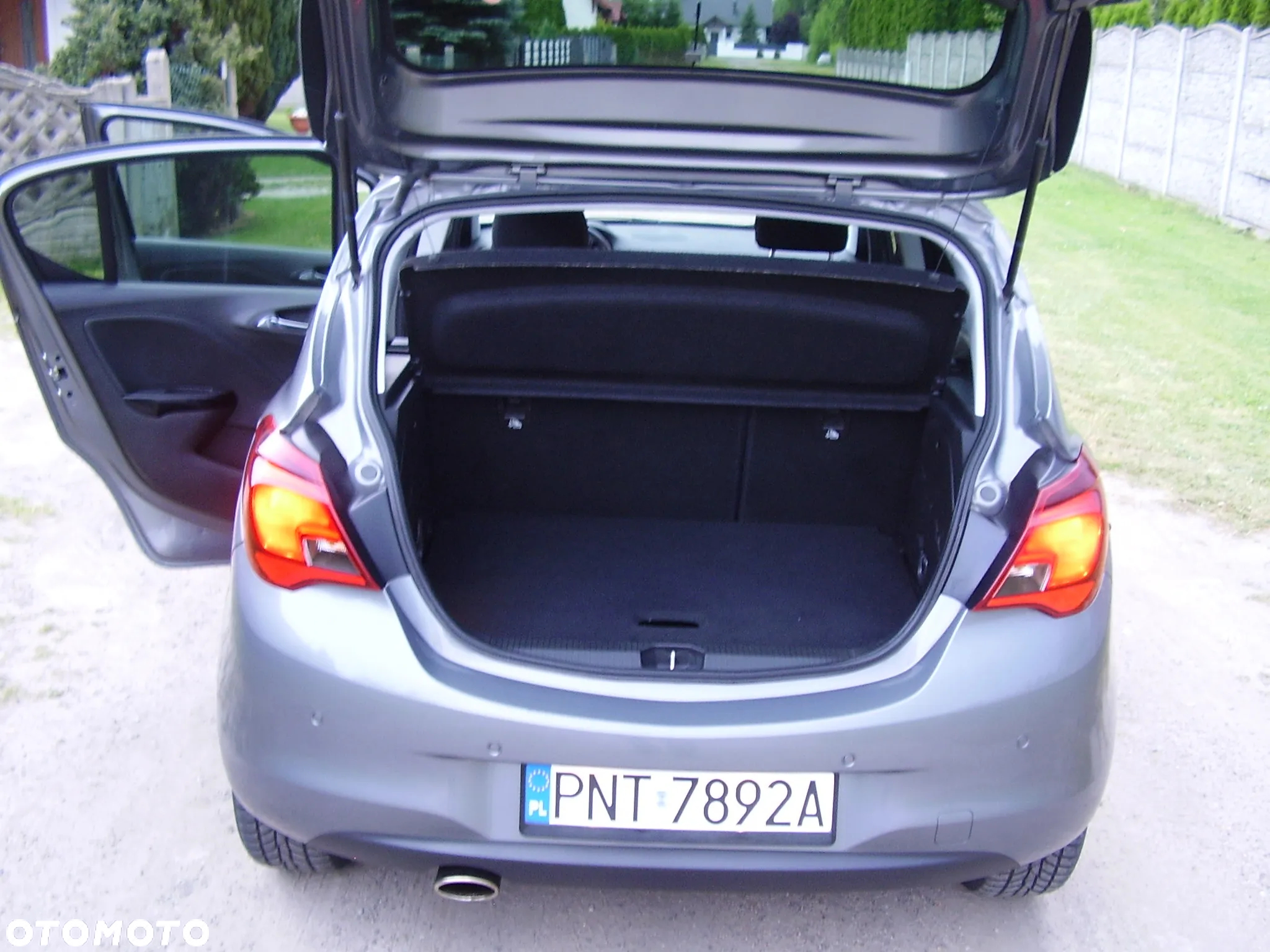 Opel Corsa 1.4 T Cosmo S&S - 32