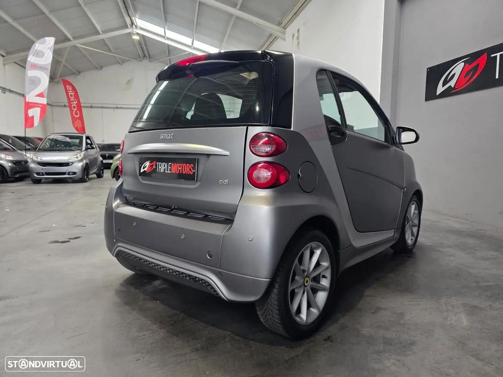 Smart ForTwo Coupé 0.8 cdi Passion 54 Softouch - 6