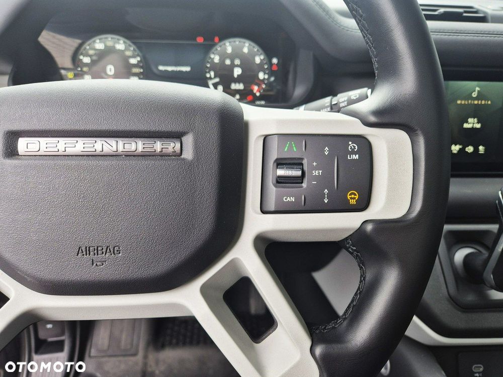 Land Rover Defender 90 P400 SE - 27