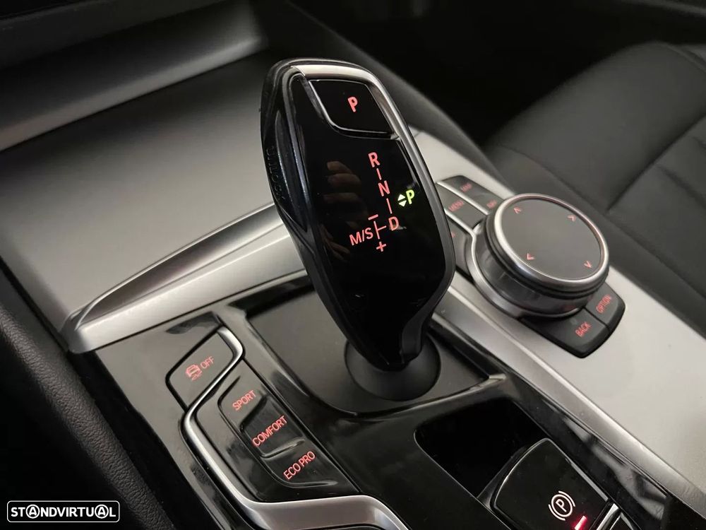 BMW 520 d Auto - 35