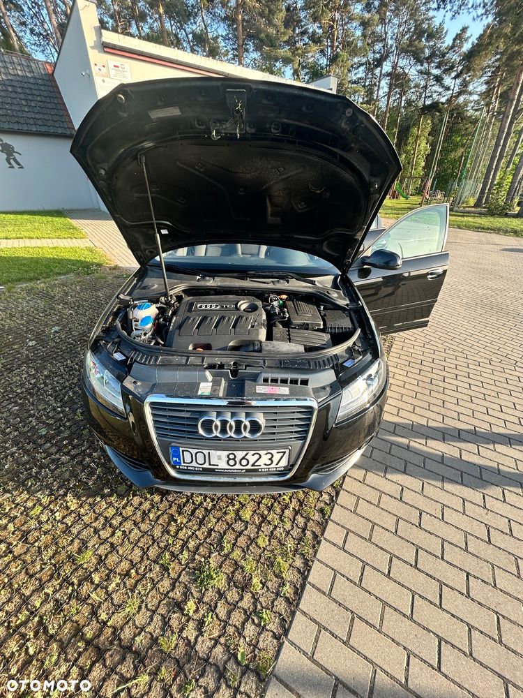 Audi A3 Sportback 1.6 TDI DPF Ambition - 11