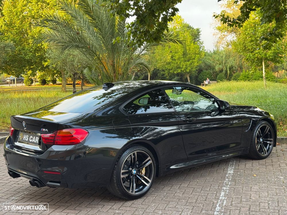 BMW M4 Auto - 4