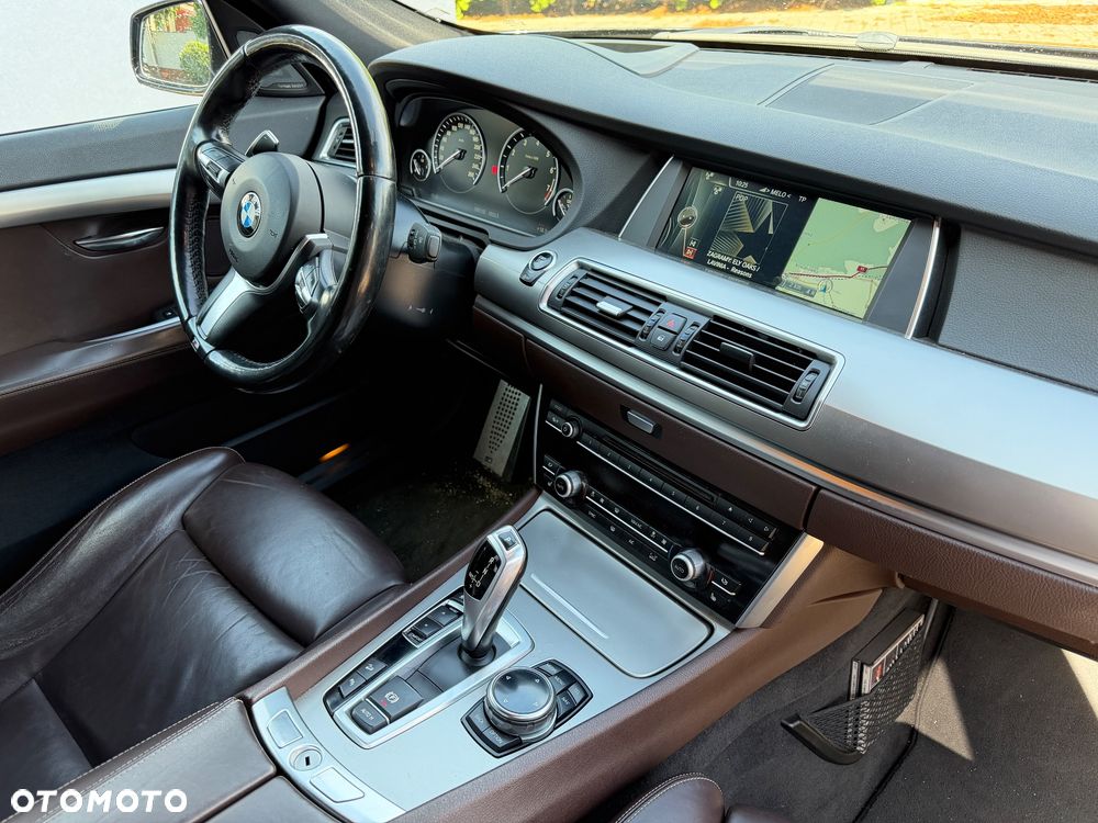 BMW 5GT 535i xDrive - 18
