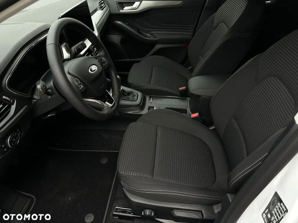 Ford Focus 1.0 EcoBoost mHEV Titanium X - 4