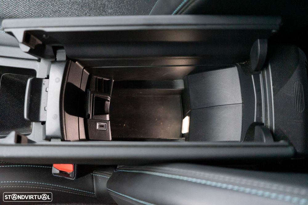 Peugeot 308 BlueHDi 130 EAT8 Allure Pack - 24