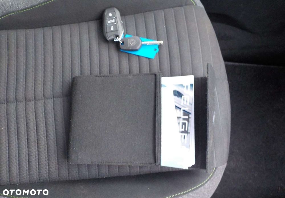 Peugeot 2008 - 26