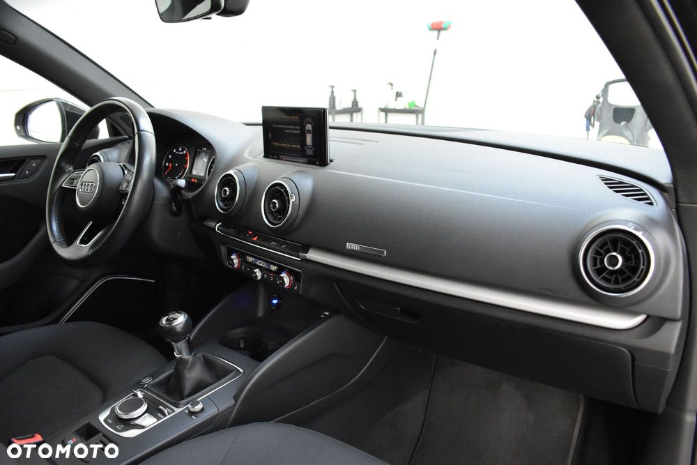 Audi A3 Sportback 1.5 TFSI cylinder on demand sport - 20