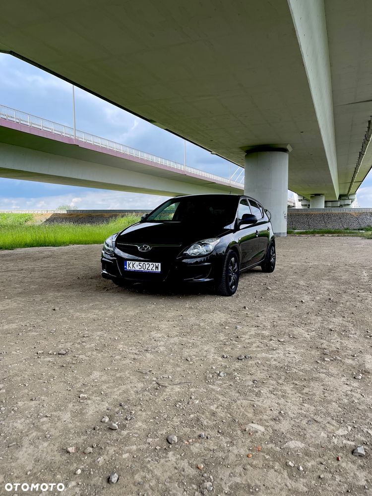 Hyundai i30 1.4 Classic + - 9