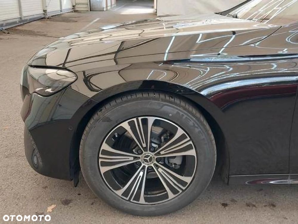 Mercedes-Benz Klasa E 220 d 9G-TRONIC Edition AVANTGARDE - 6
