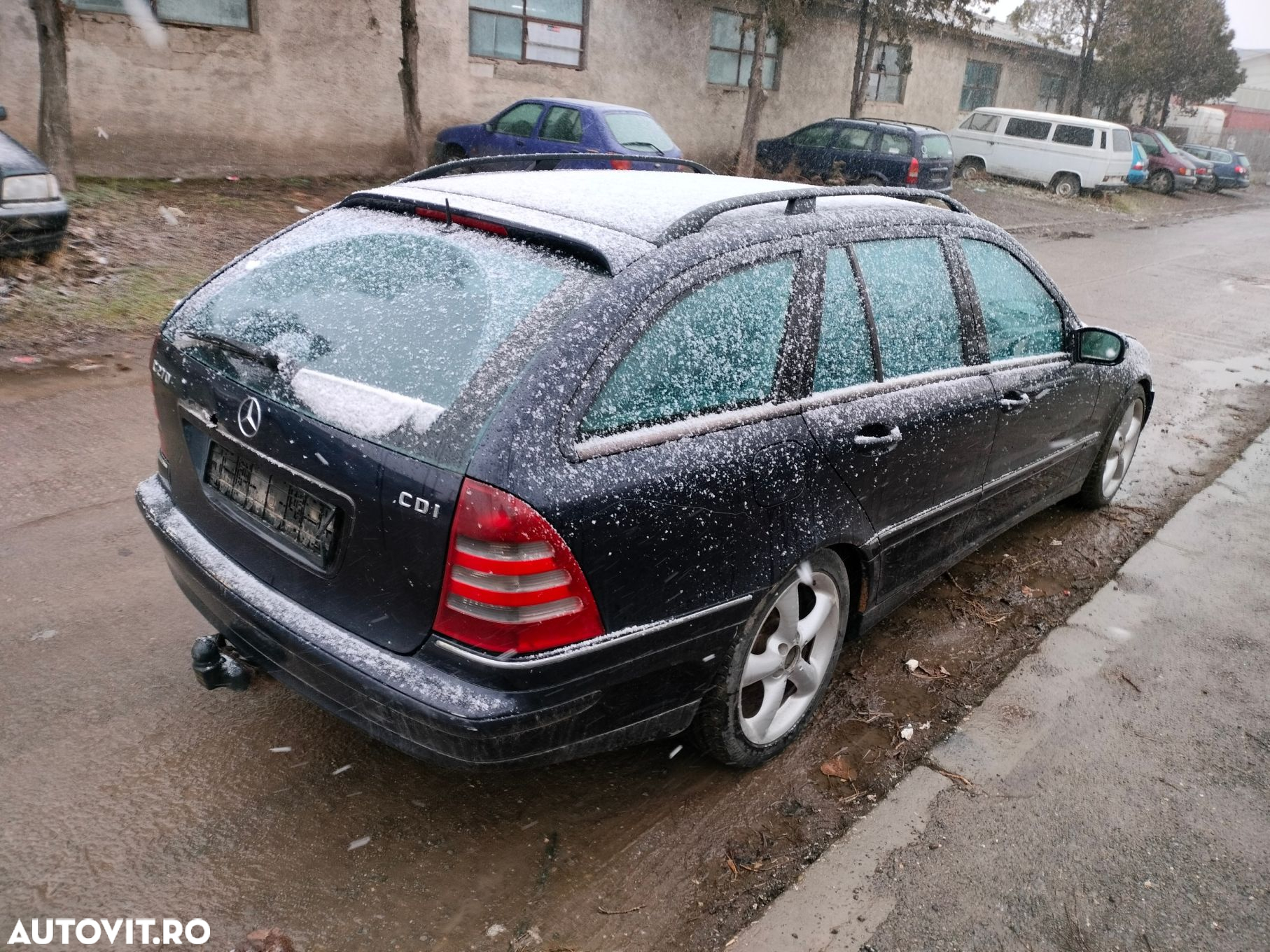 Dezmembrari  Mercedes-Benz C-CLASS (W203)  2000  > 2007 C 270 CDI (20 - 3