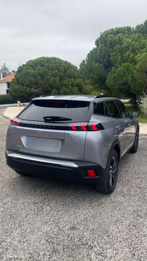 Peugeot e-2008 50 kWh Allure Pack - 4