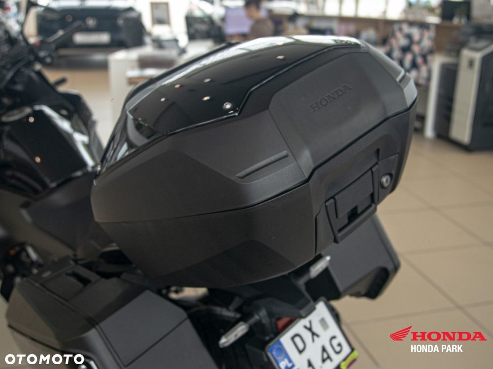 Honda NT - 9
