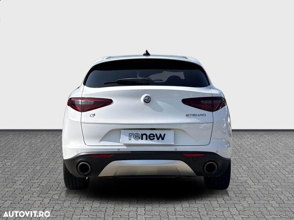Alfa Romeo Stelvio 2.0 Turbo AWD AT8 Estrema - 7