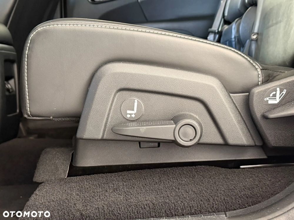 Fiat Freemont 2.0 Multijet Black Code AWD - 23