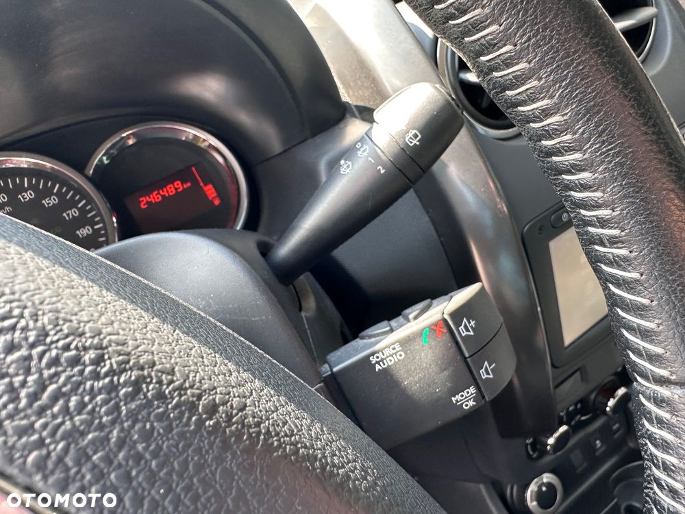 Dacia Duster dCi 110 FAP 4x4 Prestige - 24
