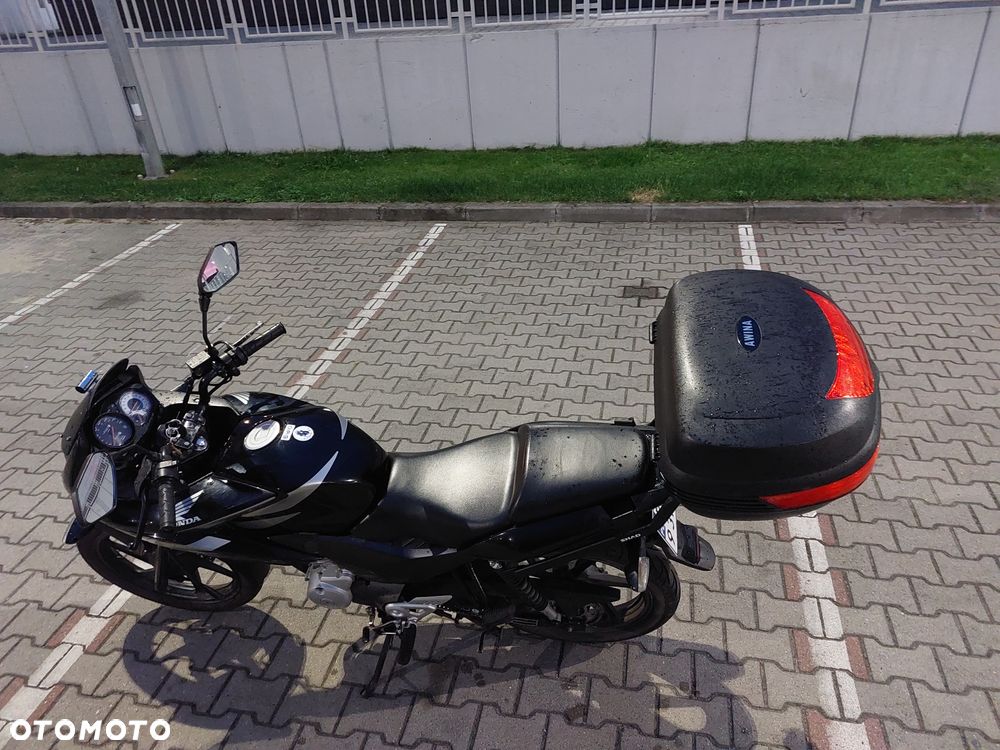 Honda CBF - 8