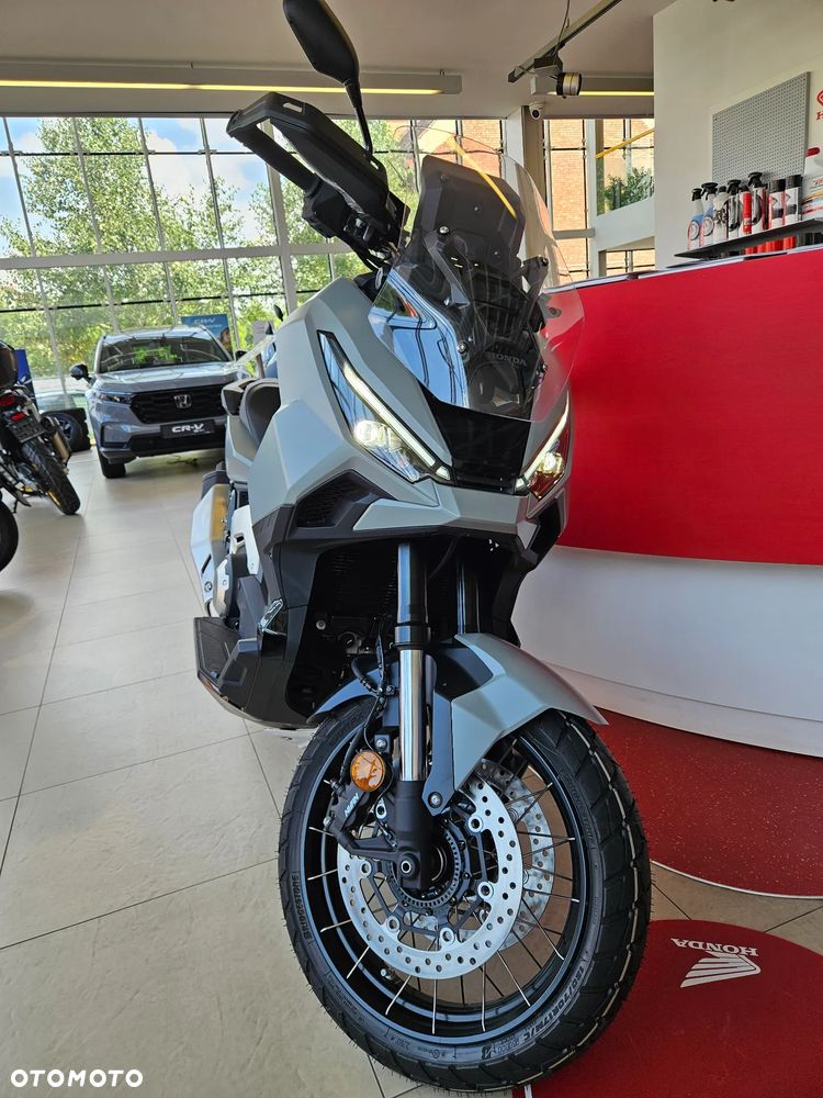 Honda X-ADV - 2
