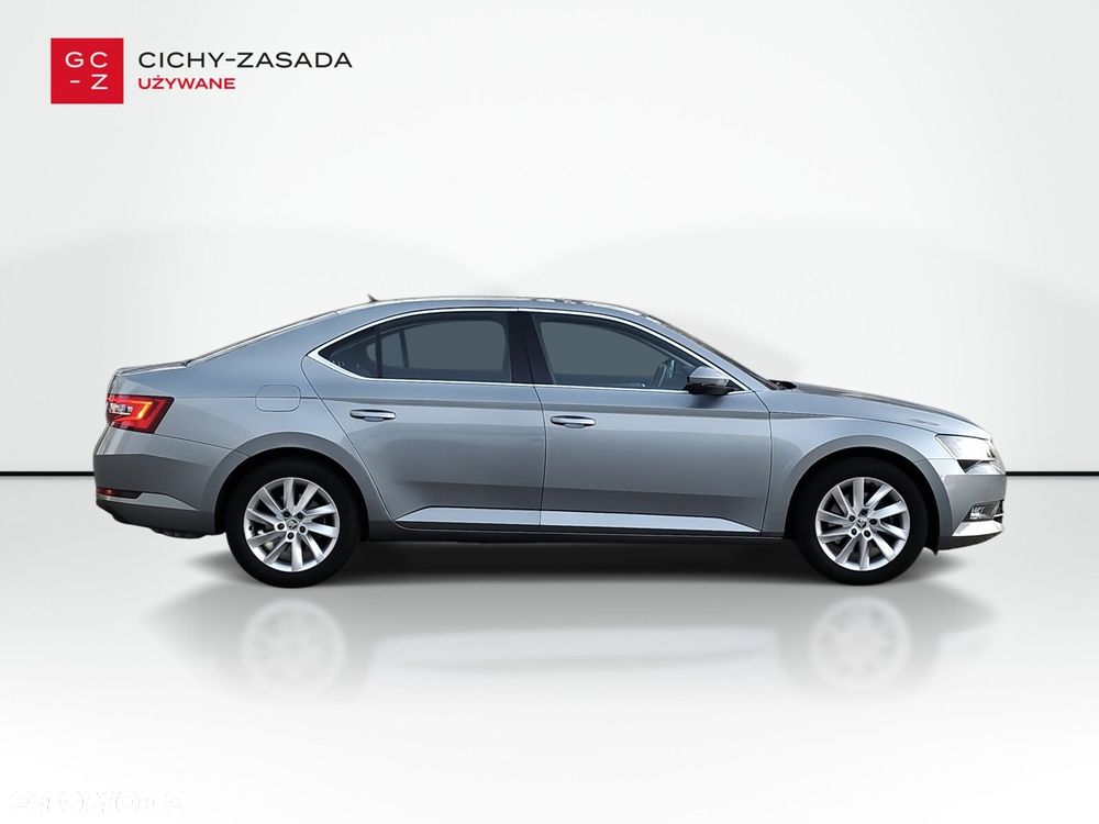 Skoda Superb 1.5 TSI Style DSG - 6