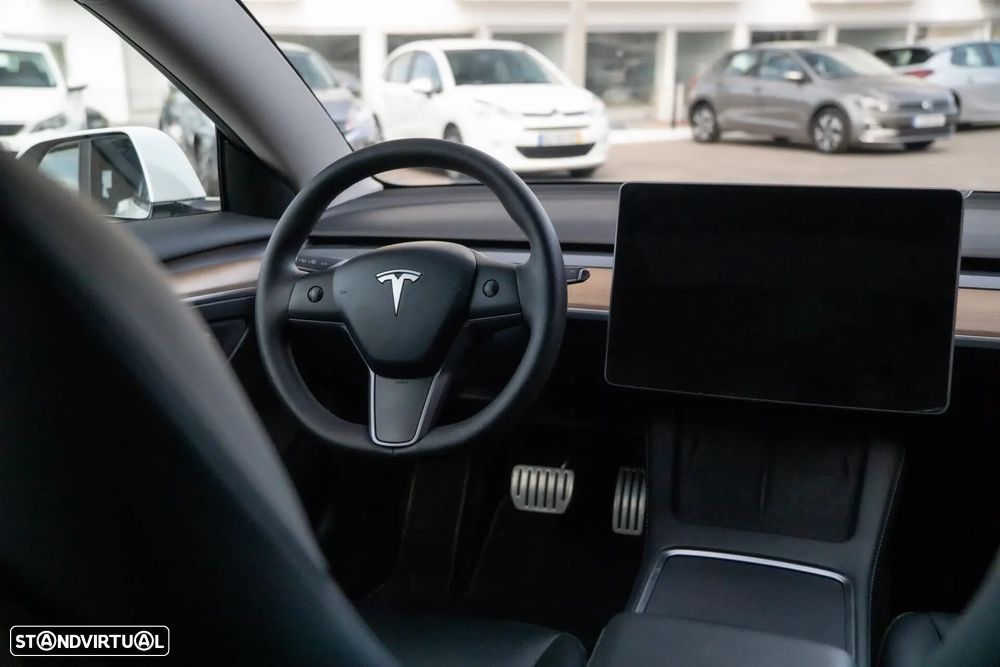 Tesla Model 3 Performance Dual Motor AWD - 28