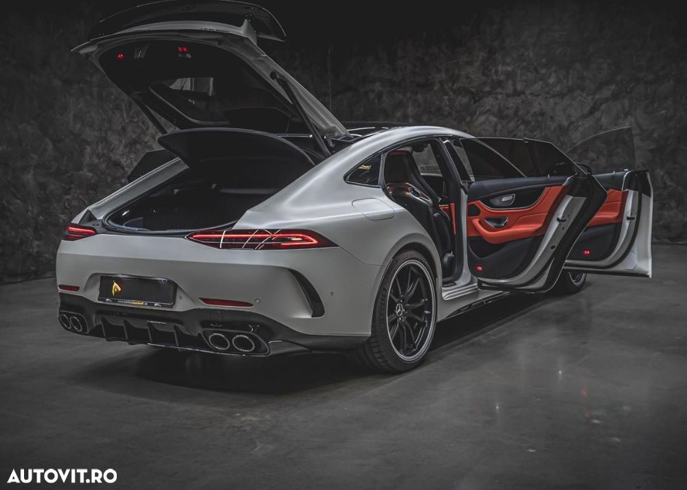 Mercedes-Benz AMG GT 53 4MATIC+ MHEV - 9