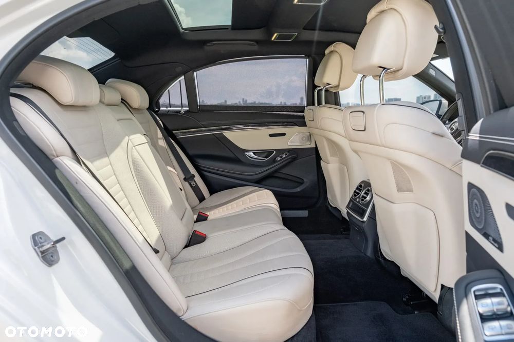 Mercedes-Benz Klasa S 560 9G-TRONIC - 24