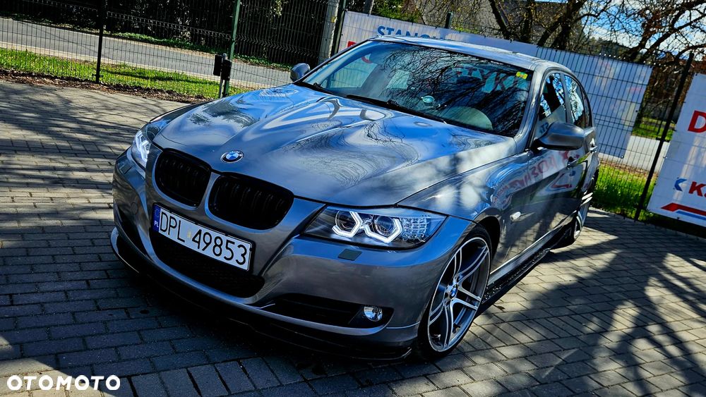BMW Seria 3 320d DPF - 1