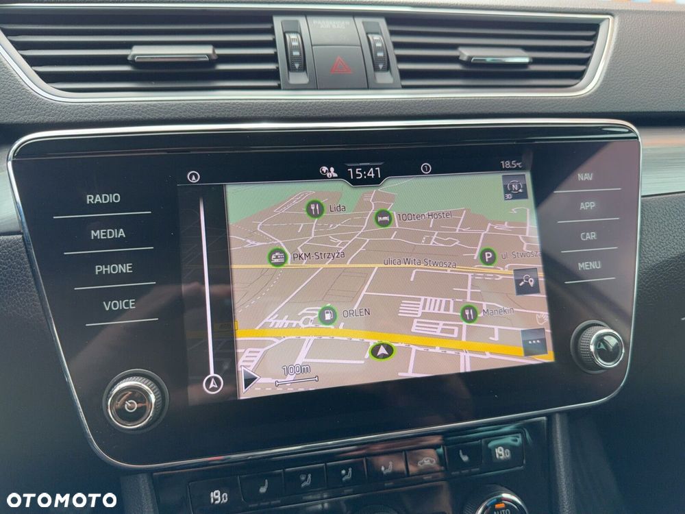 Skoda Superb 2.0 TDI SCR Ambition - 25
