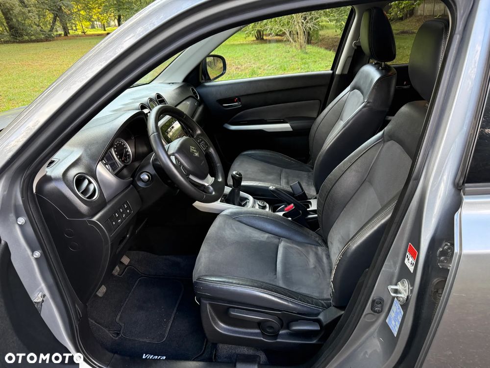 Suzuki Vitara 1.6 Premium 4WD - 12