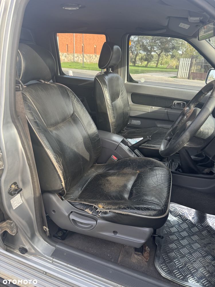 Nissan Navara - 10